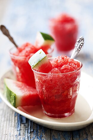 Glas med fryst vattenmelon-slush drink