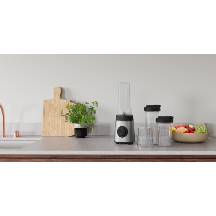 Electrolux - Blenders - E4CB1-6ST
