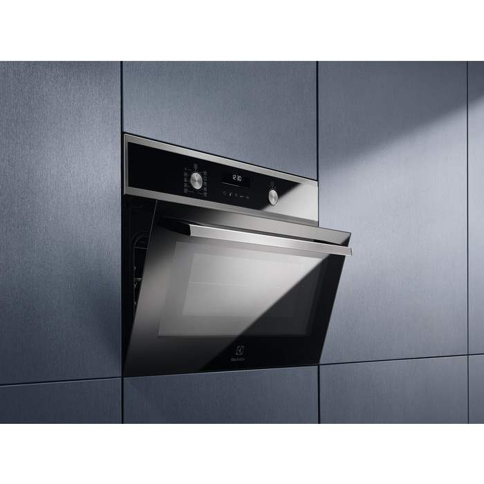 Electrolux - Kompaktugn - COM806CX