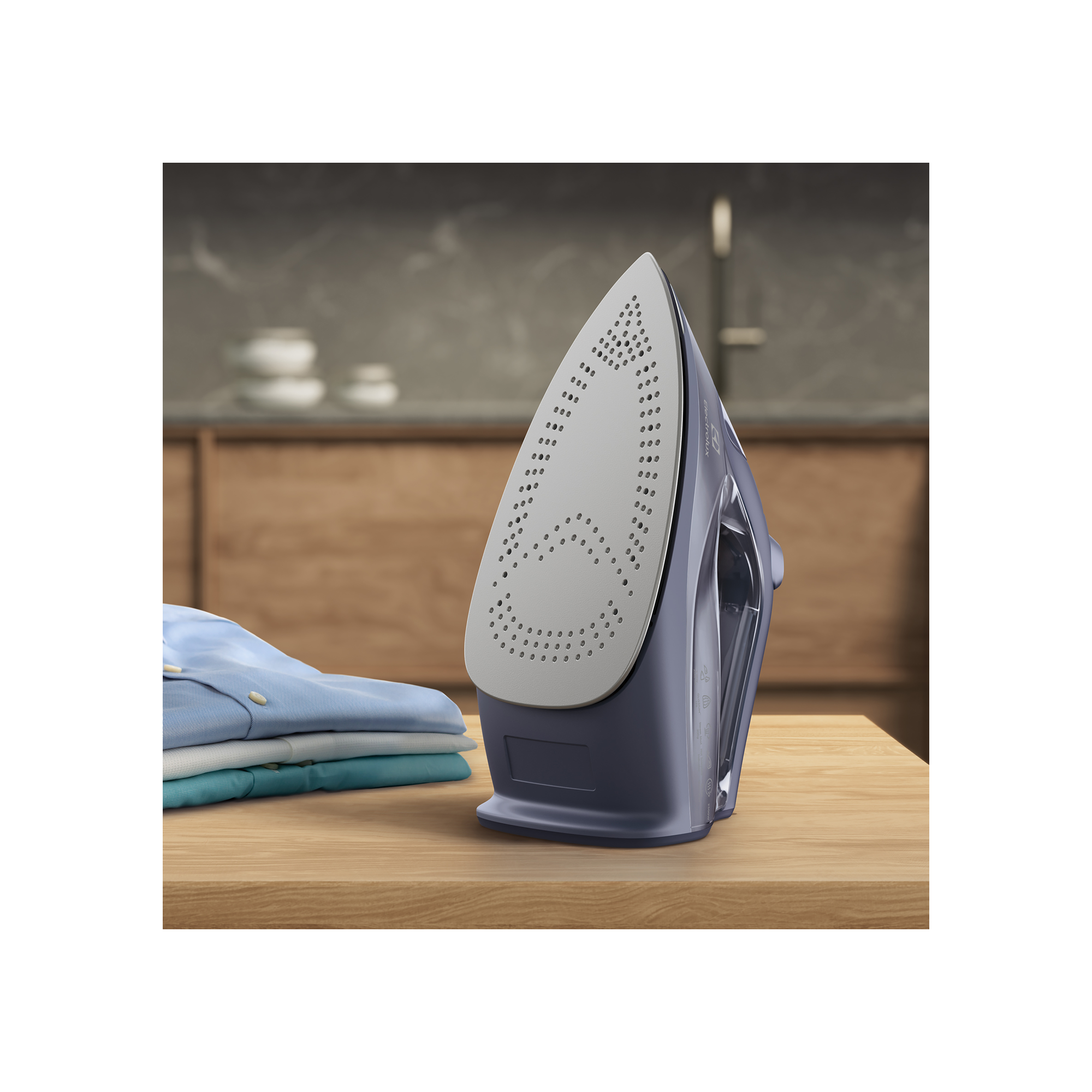 Electrolux - Ångstrykjärn - E6SI1-4MN