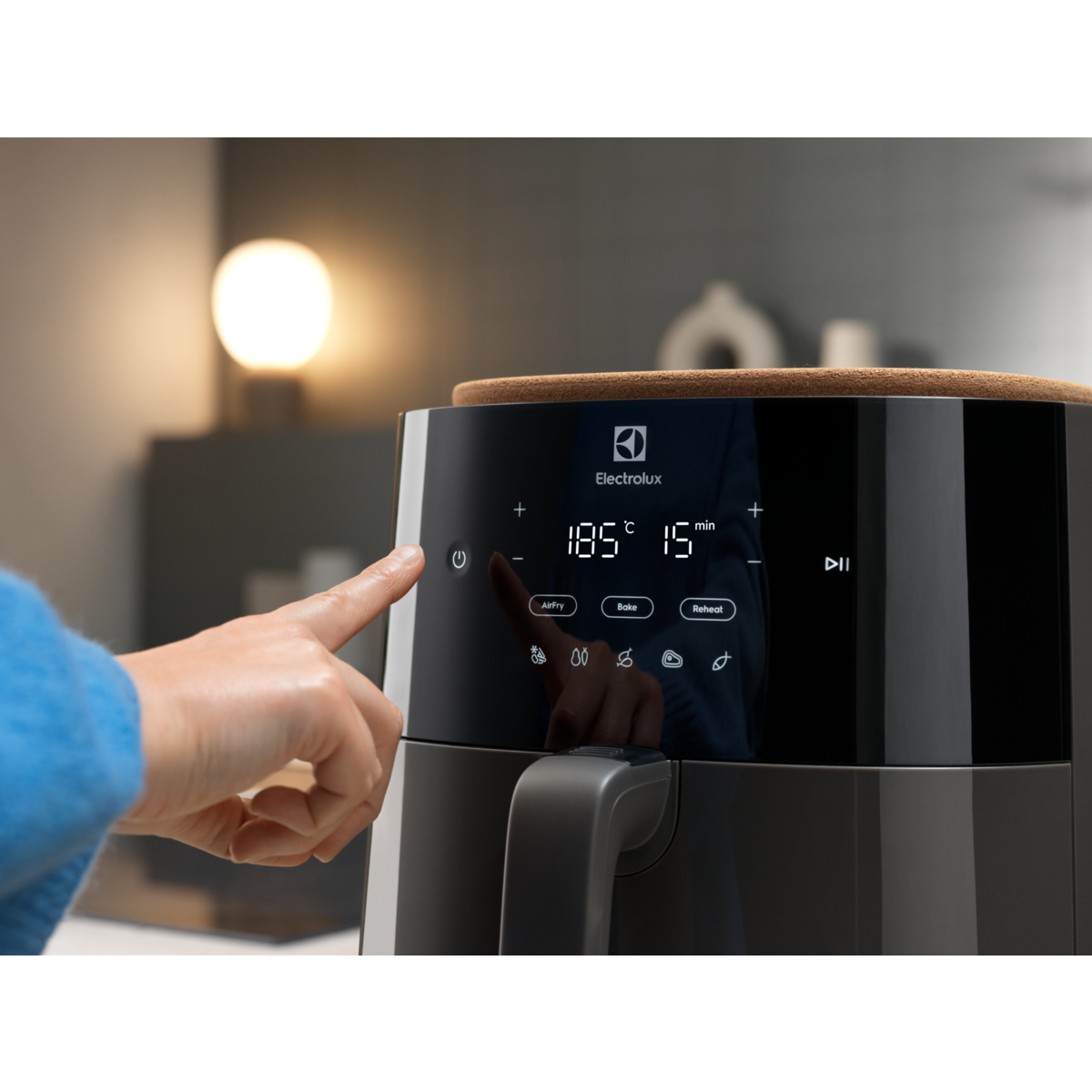 Electrolux - AirFryers - EAF7CG