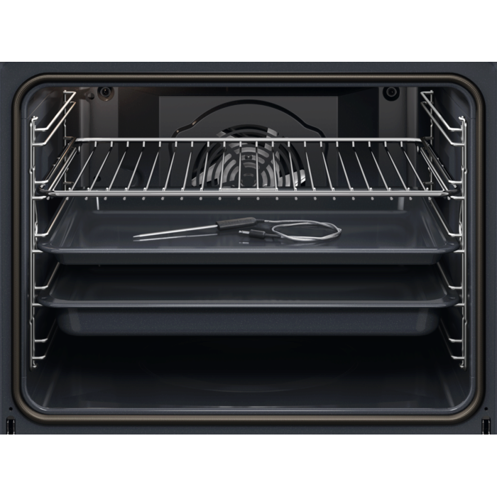 Electrolux - Inbyggnadsugn - Y6POC67WH