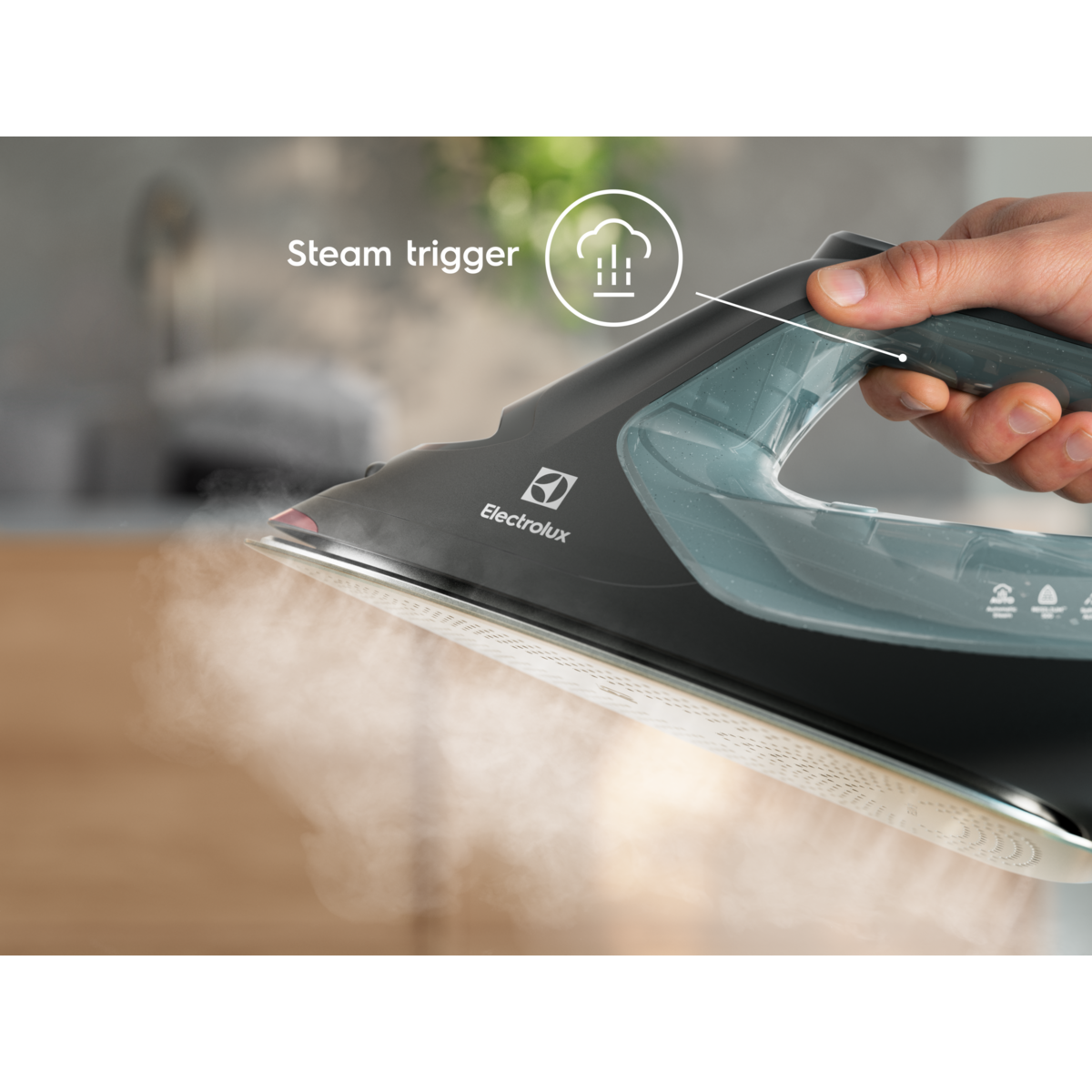 Electrolux - Ångstrykjärn - E8SI2-8OG