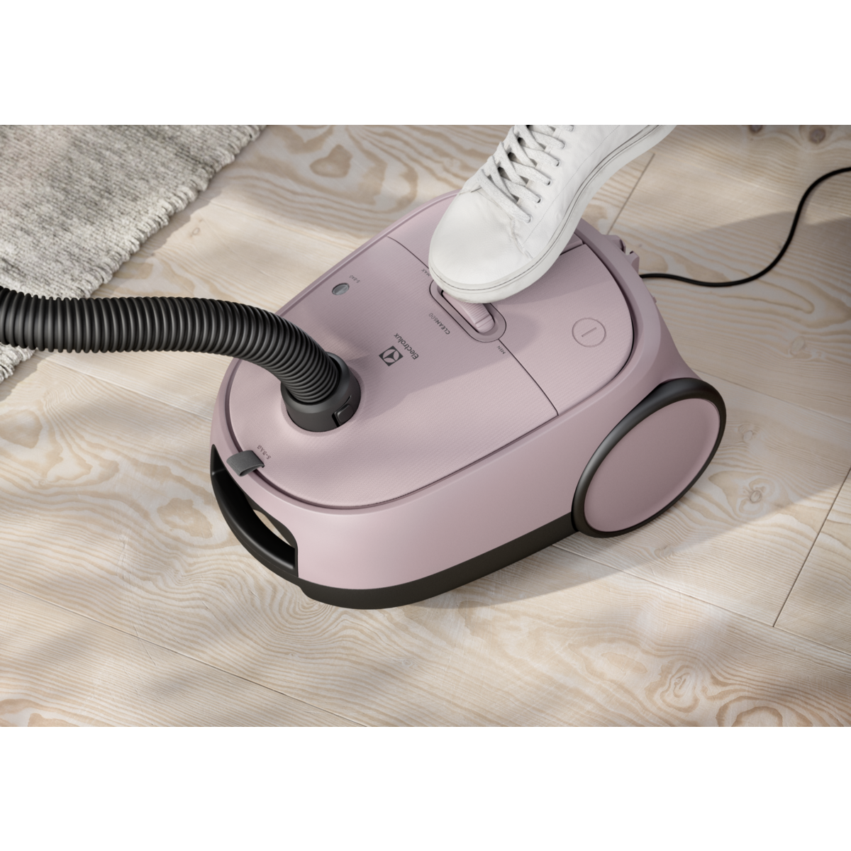 Electrolux - Dammsugare med påse - EB61C2WP