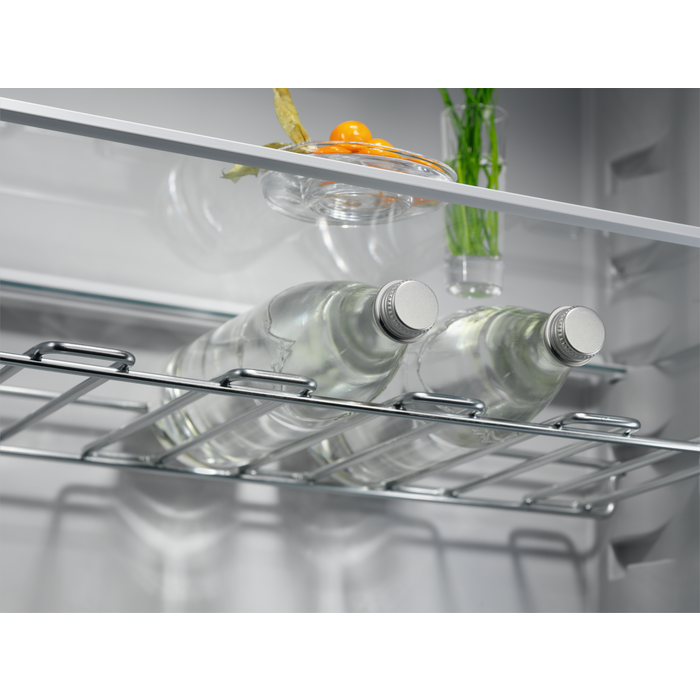 Electrolux - Integrerad kyl-frys - KNR7TE75S