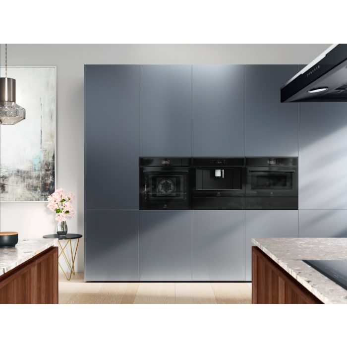 Electrolux - Inbyggnadsugn - OOS987NB