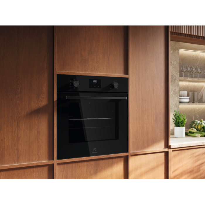 Electrolux - Inbyggnadsugn - COB405K