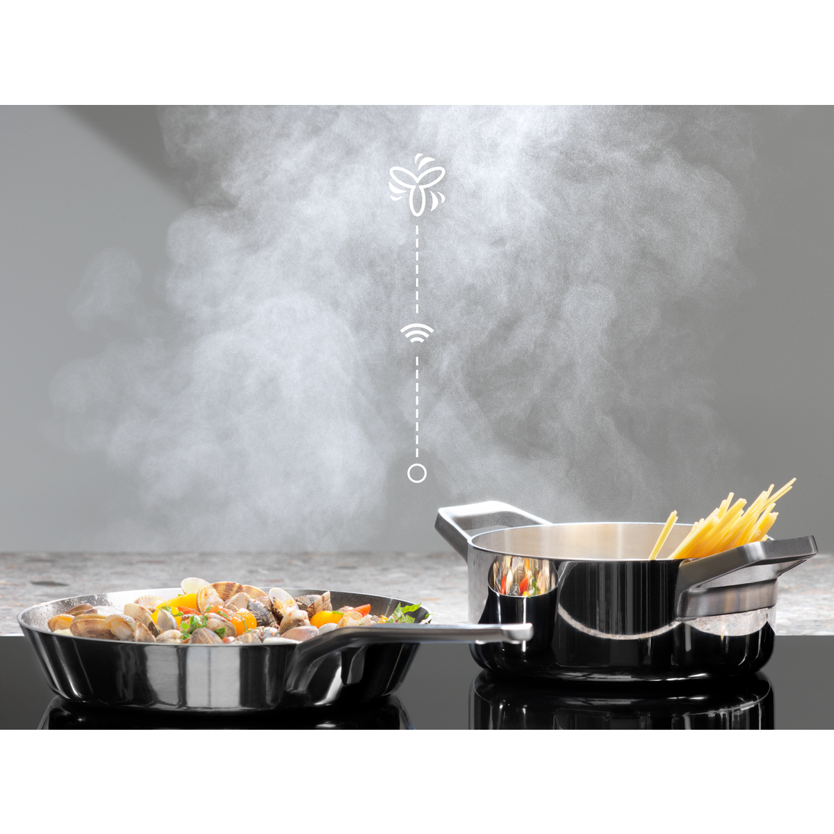 Electrolux - Vägghängd köksfläkt - EFF60560OX