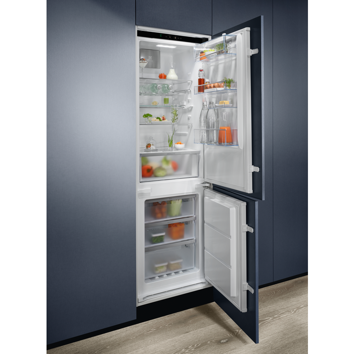 Electrolux - Integrerad kyl-frys - ENG7TD18S