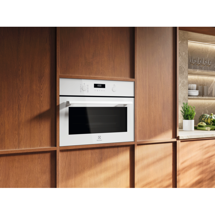 Electrolux - Kompaktugn - ECQK8B0V1