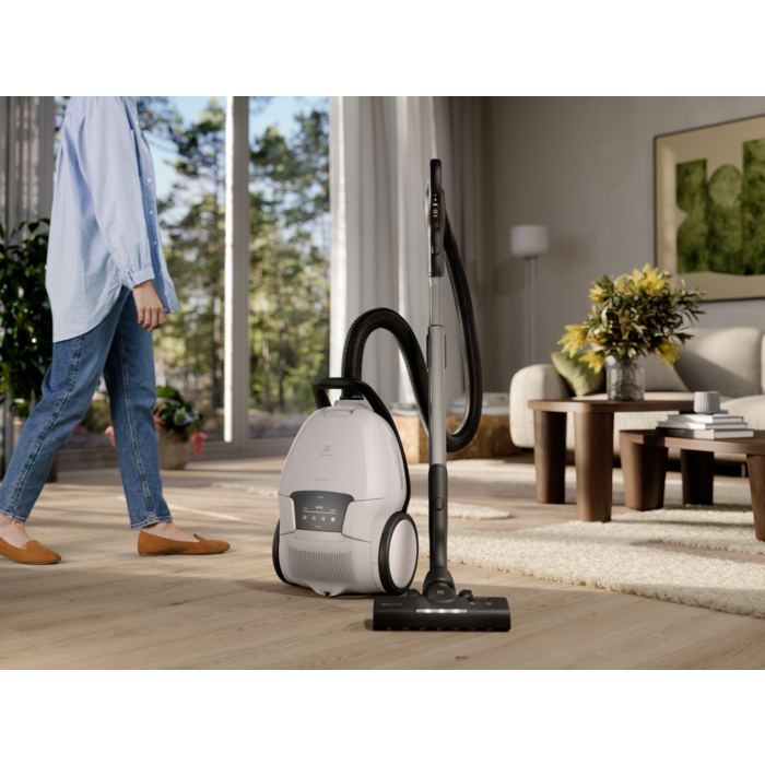 Electrolux - Dammsugare med påse - EB81H3SW