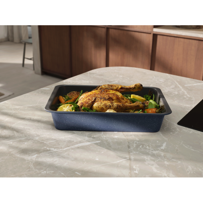 Product in use, filled with whole ckicken