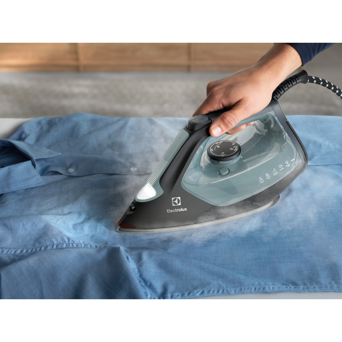 Electrolux - Ångstrykjärn - E7SI2-6OG