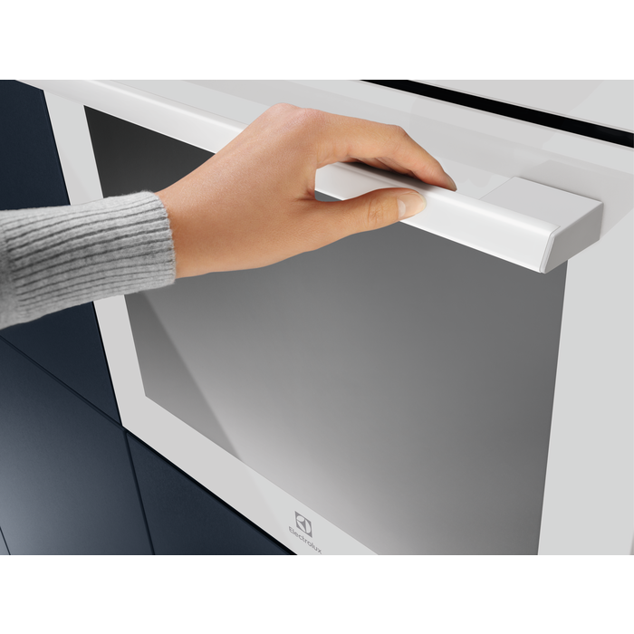 Electrolux - Inbyggnadsugn - EO30ONW