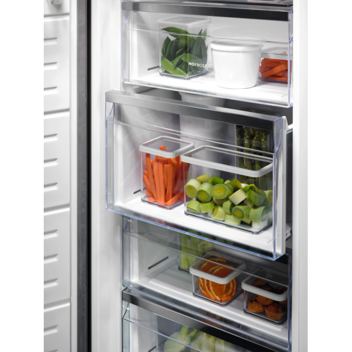 Electrolux - Fristående frys - LUS7ME28W