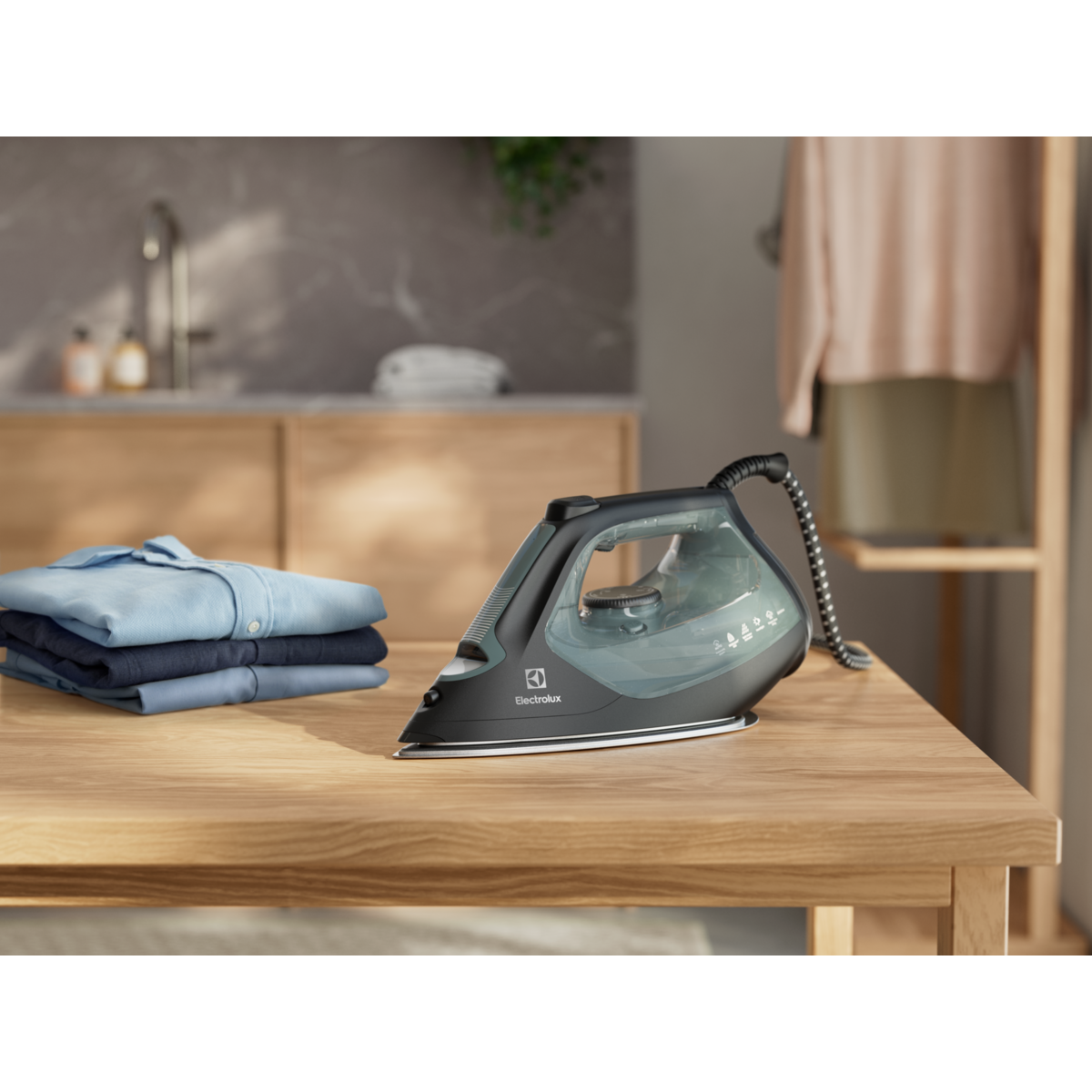 Electrolux - Ångstrykjärn - E7SI2-6OG