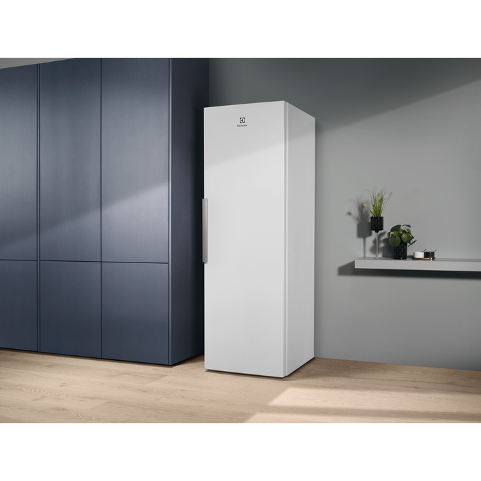 Electrolux - Fristående kyl - ERC4ME39W