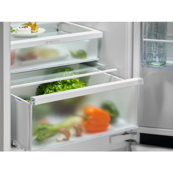 Electrolux - Integrerad kyl-frys - ENT6ME18S0