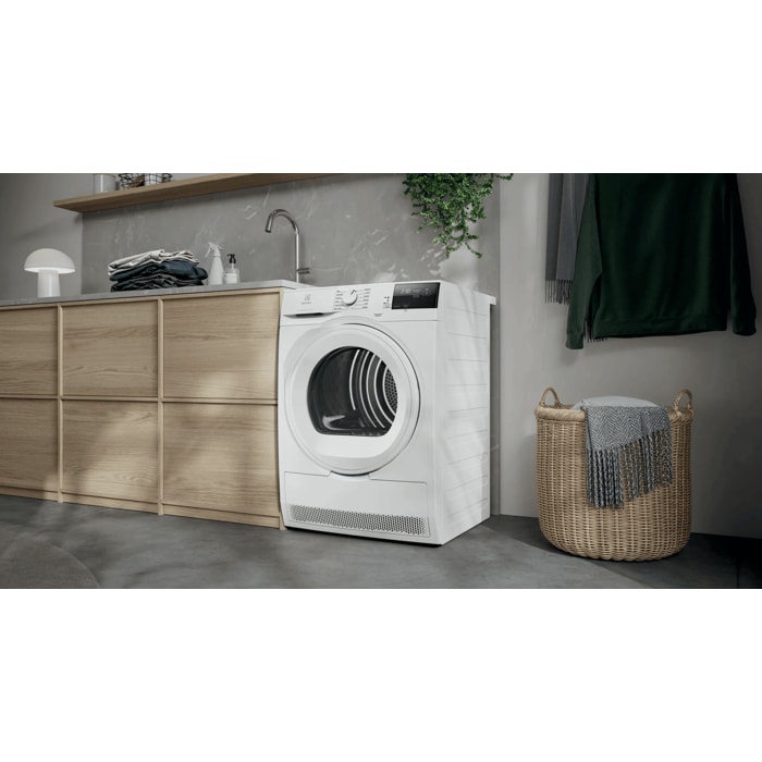 Electrolux 600 GentleCare 8 kg Torktumlare YDI6D2185D