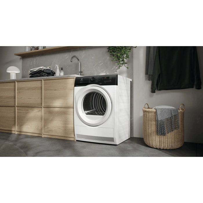 Electrolux 600 GentleCare 8 kg Torktumlare EDE681E84E