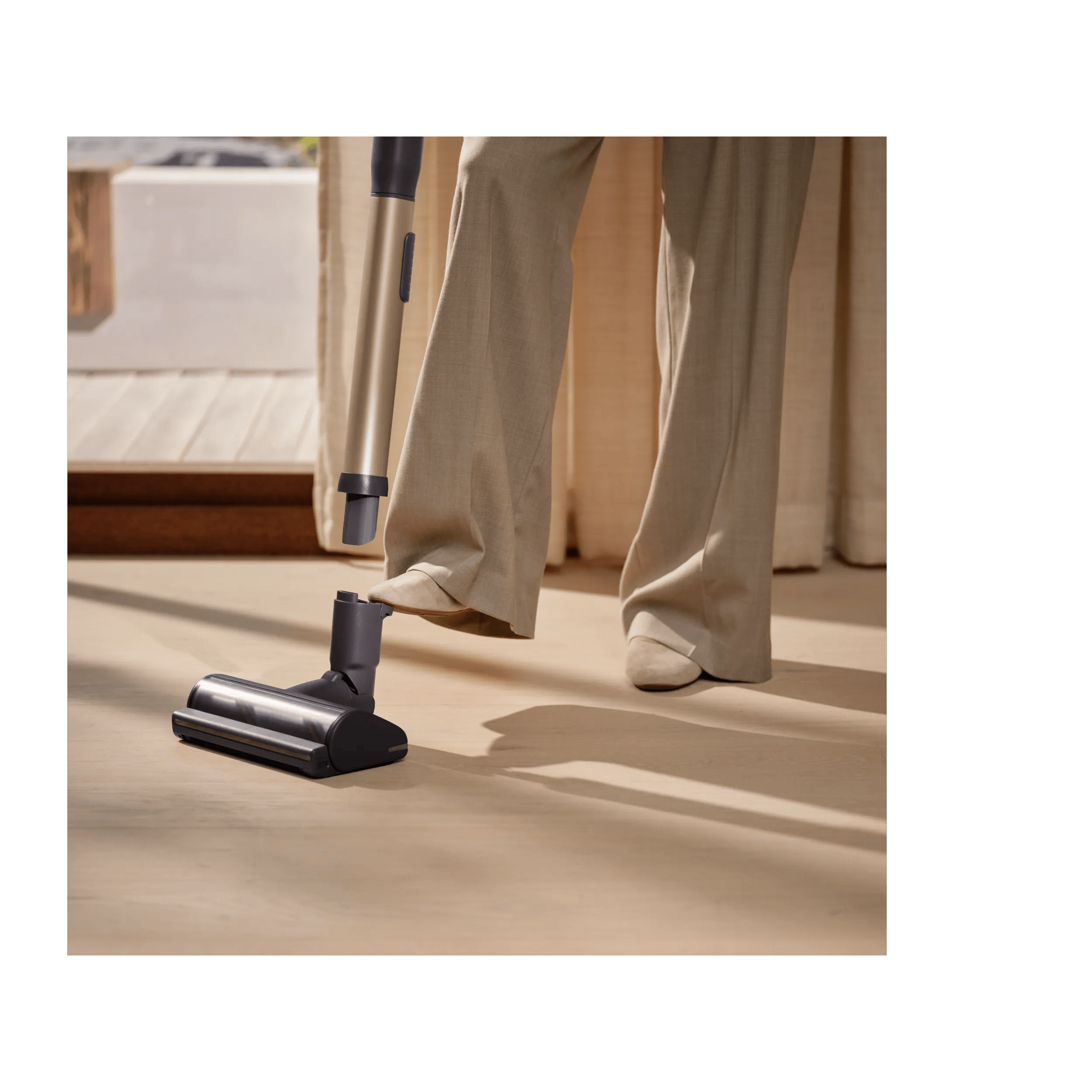 Switch nozzles in seconds using the foot release – no need to bend down