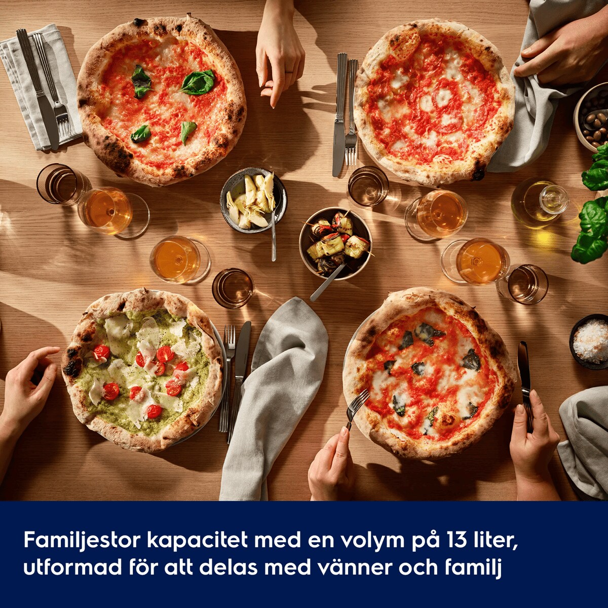 Familjestorlekskapacitet med en 13 liter inre volym, gjord för att dela med dina vänner och familj