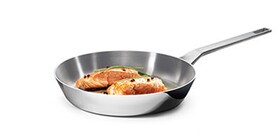 Kött som steks i Infinite Chef Frying Pan