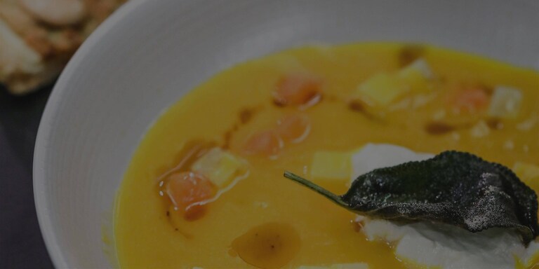 Pumpasoppa med creme fraiche