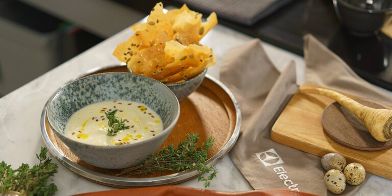 Grönsakssoppa med fröchips
